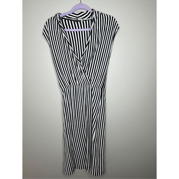Anthropologie Dresses & Skirts - Anthropologie Saturday Sunday Black and White Striped Dress Size XS